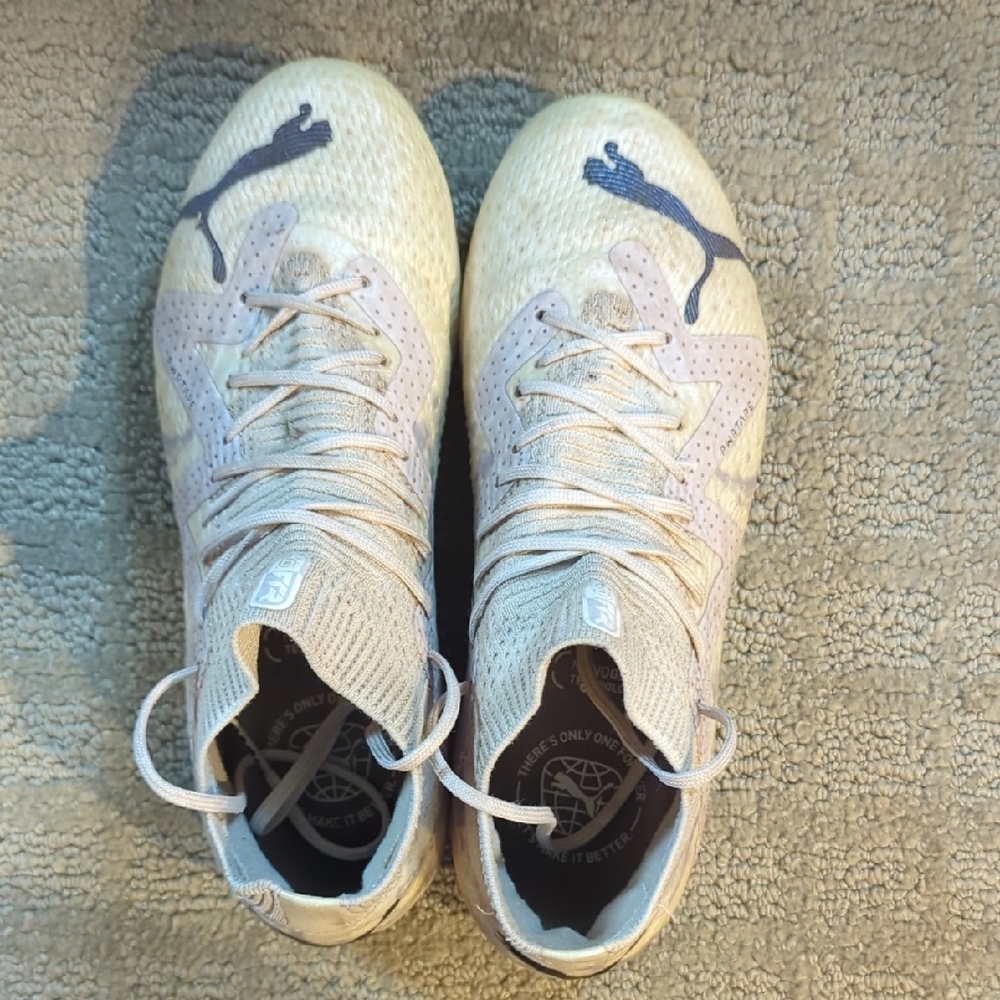 Puma Beige and Navy Athletic Cleats